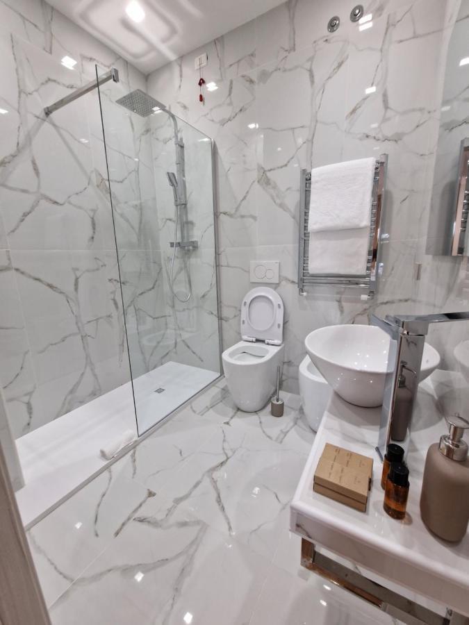Cuma Bed & Breakfast Rome