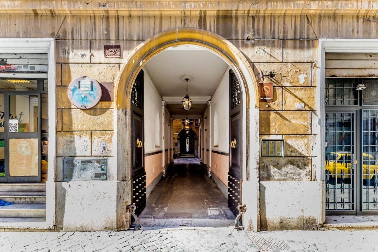The Vatican Apartment *
