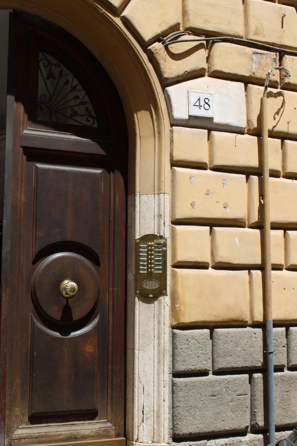 48 Fourty Eight Luxury * Roma