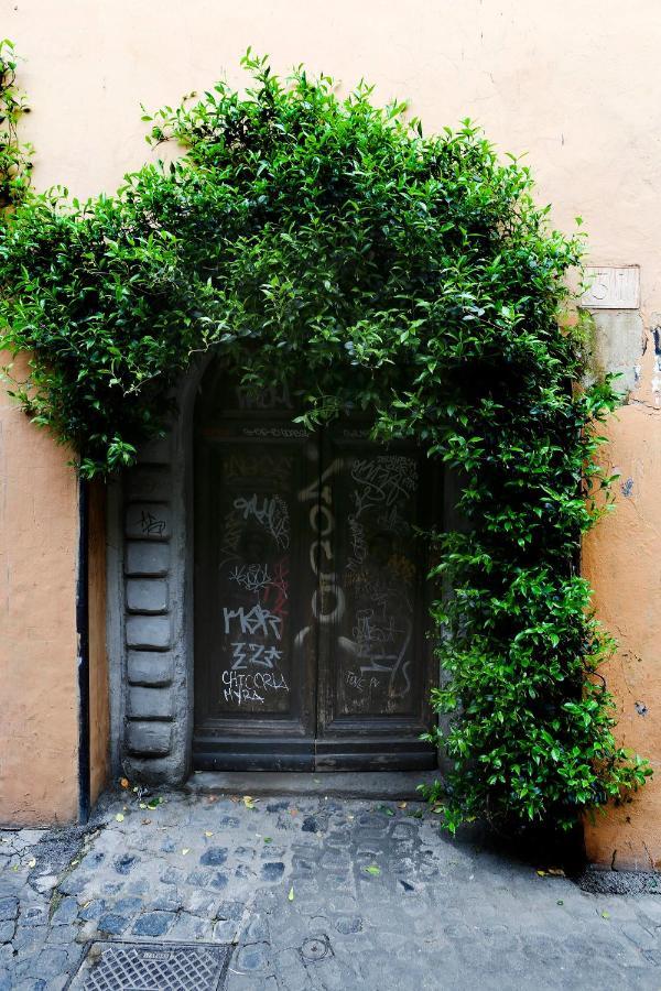 Vivaldi Apartment *