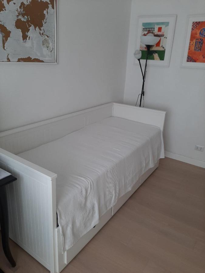 Homestay For Rent In Conca D'oro Near Subway Line B *