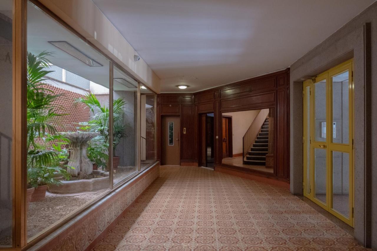 - Ruins House - 750m From The Metro Station Appartamento Roma