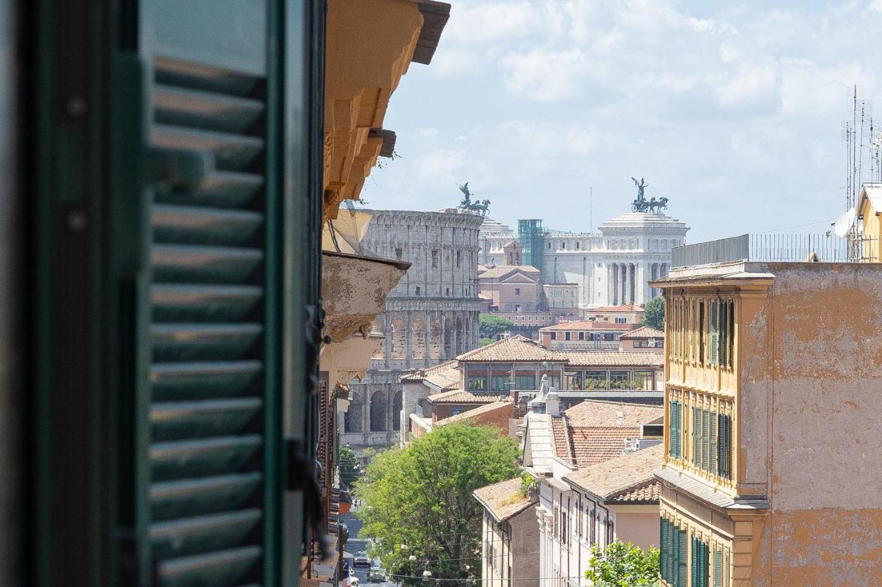 Colosseo Modern By In Appartamento Roma