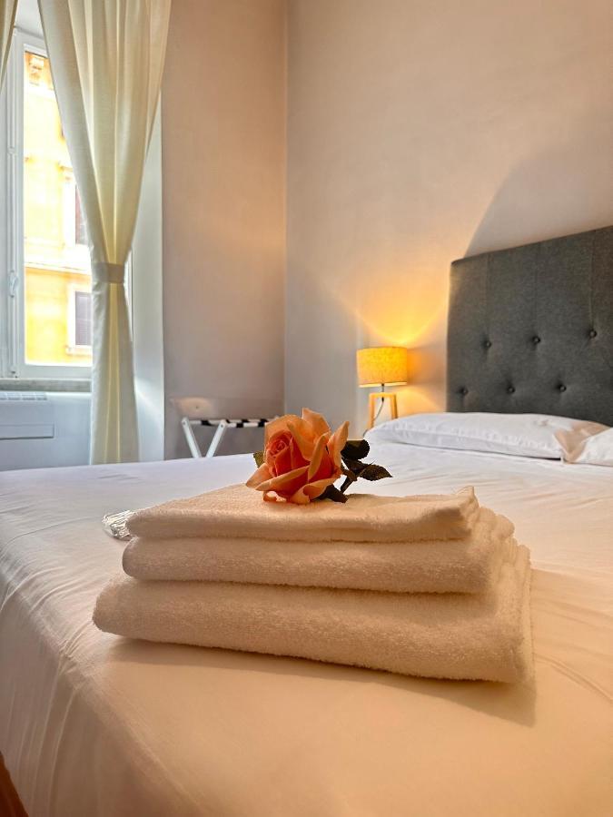 Lounge - * Rome
