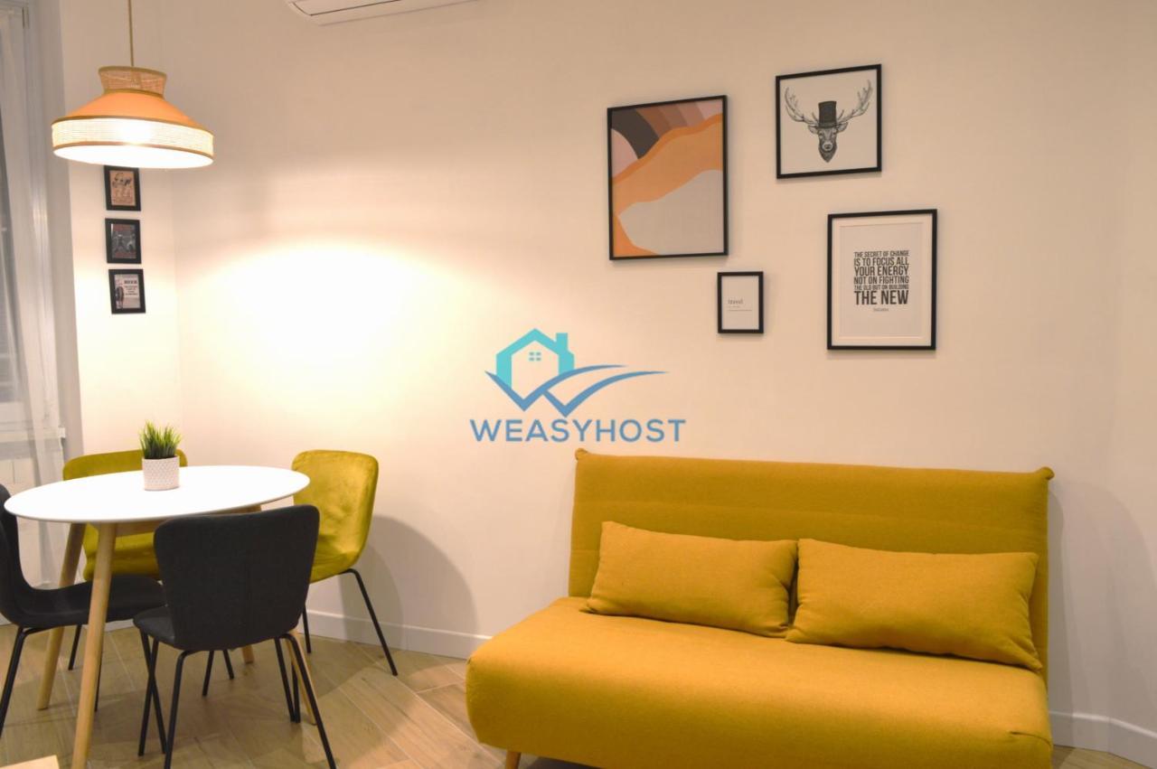 Renovated & Bright Tuscolanaflat Apartment Rome