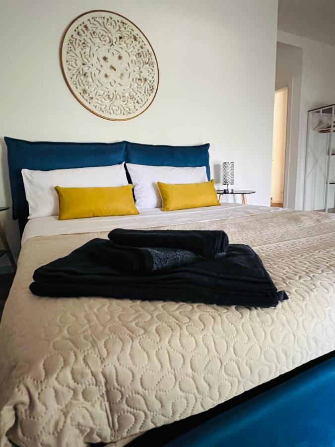 Eur Apartment *