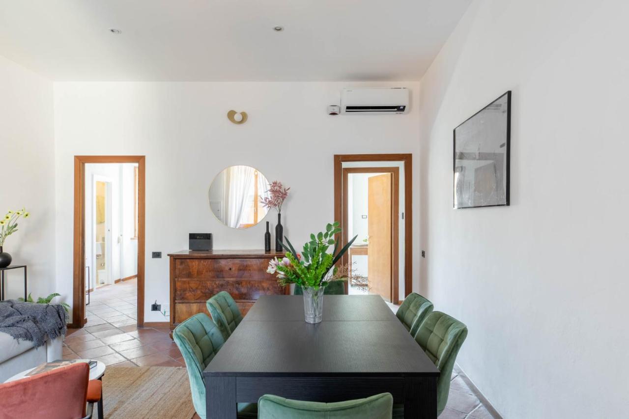 Iflat Pantheon's Roomy And Friendly Roma
