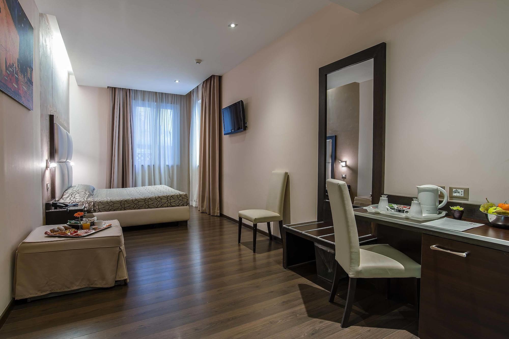 Catone District Hotel Rome