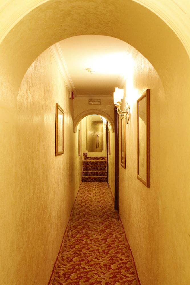 Sistina Hotel Rome