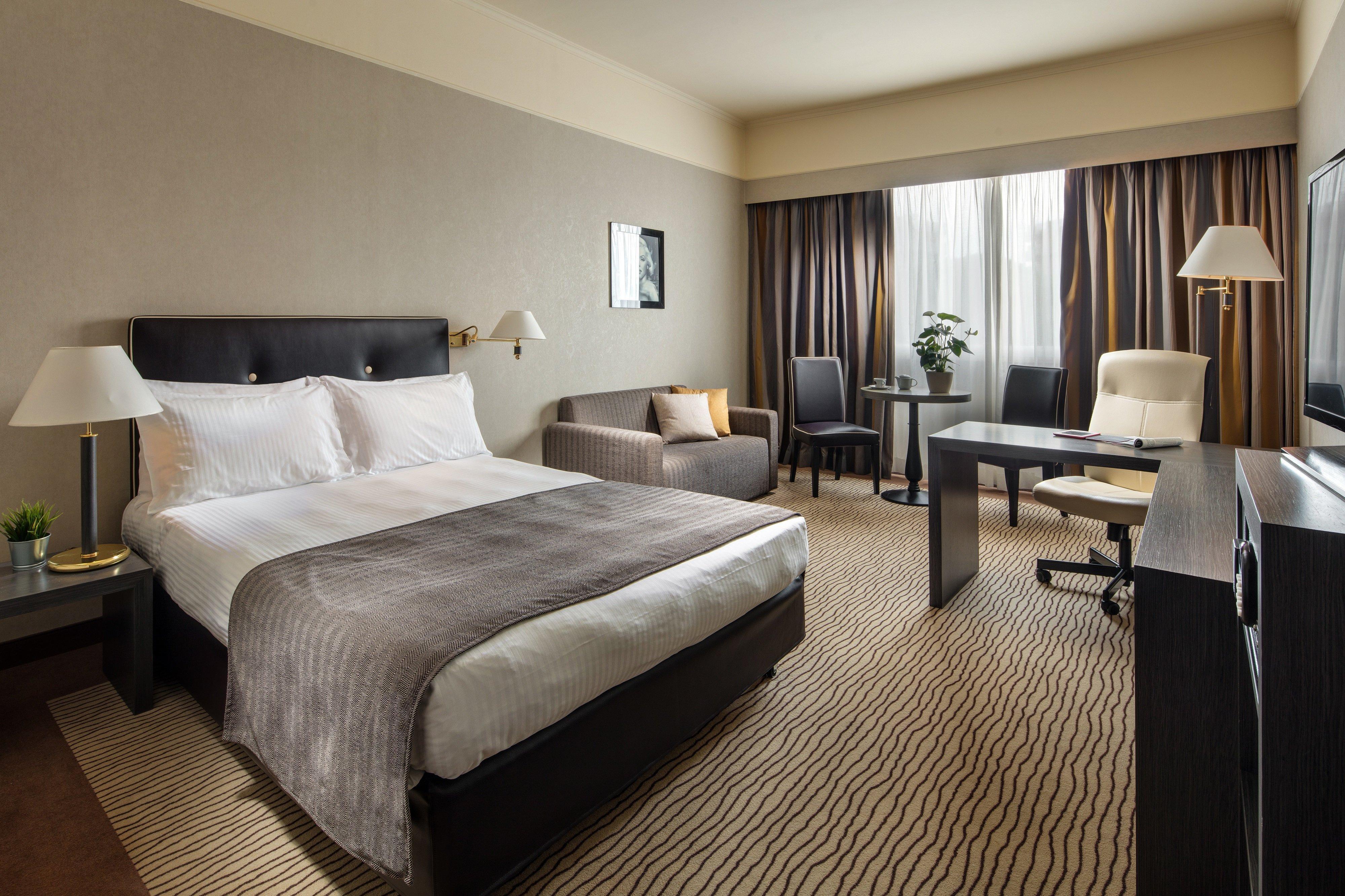 - Eur Parco Dei Medici, An Ihg Hotel 4*