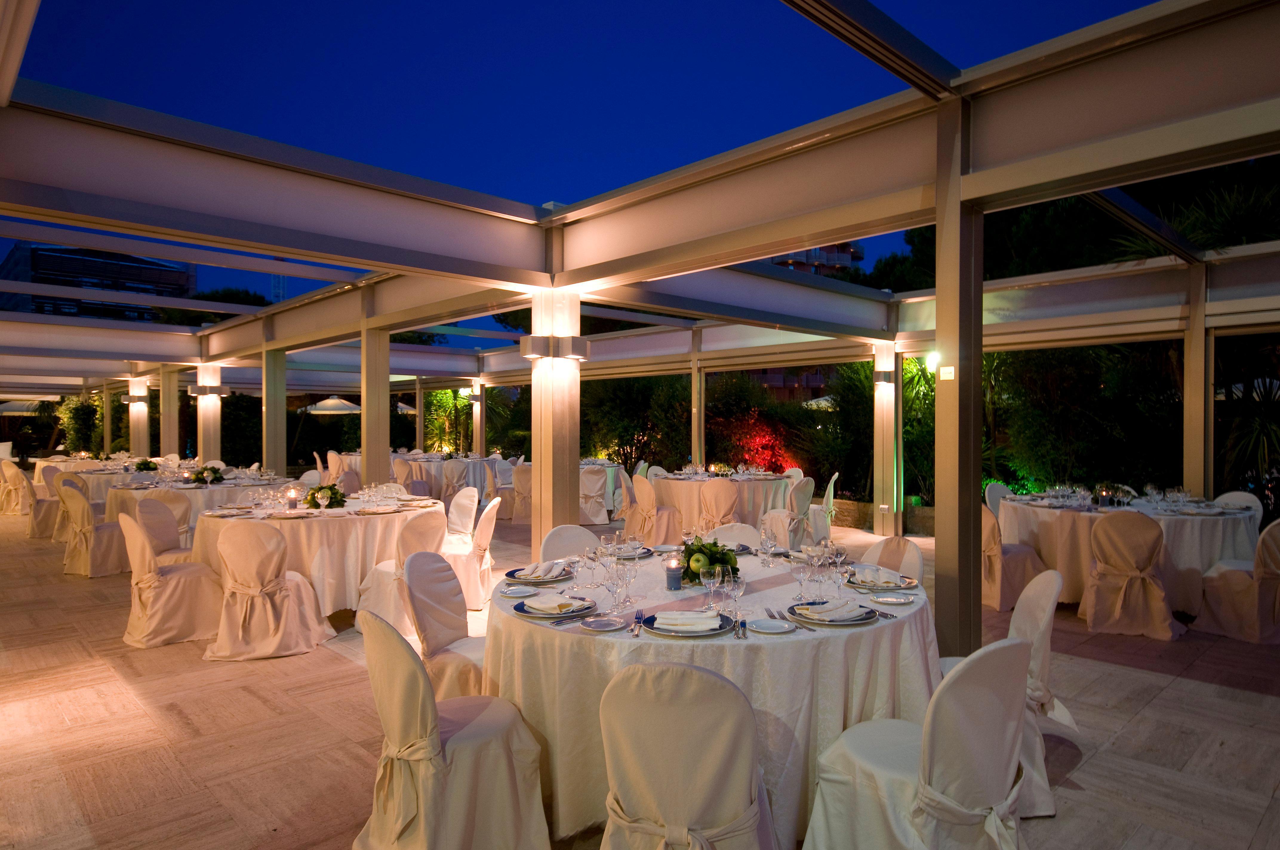 - Eur Parco Dei Medici, An Ihg Hotel Roma