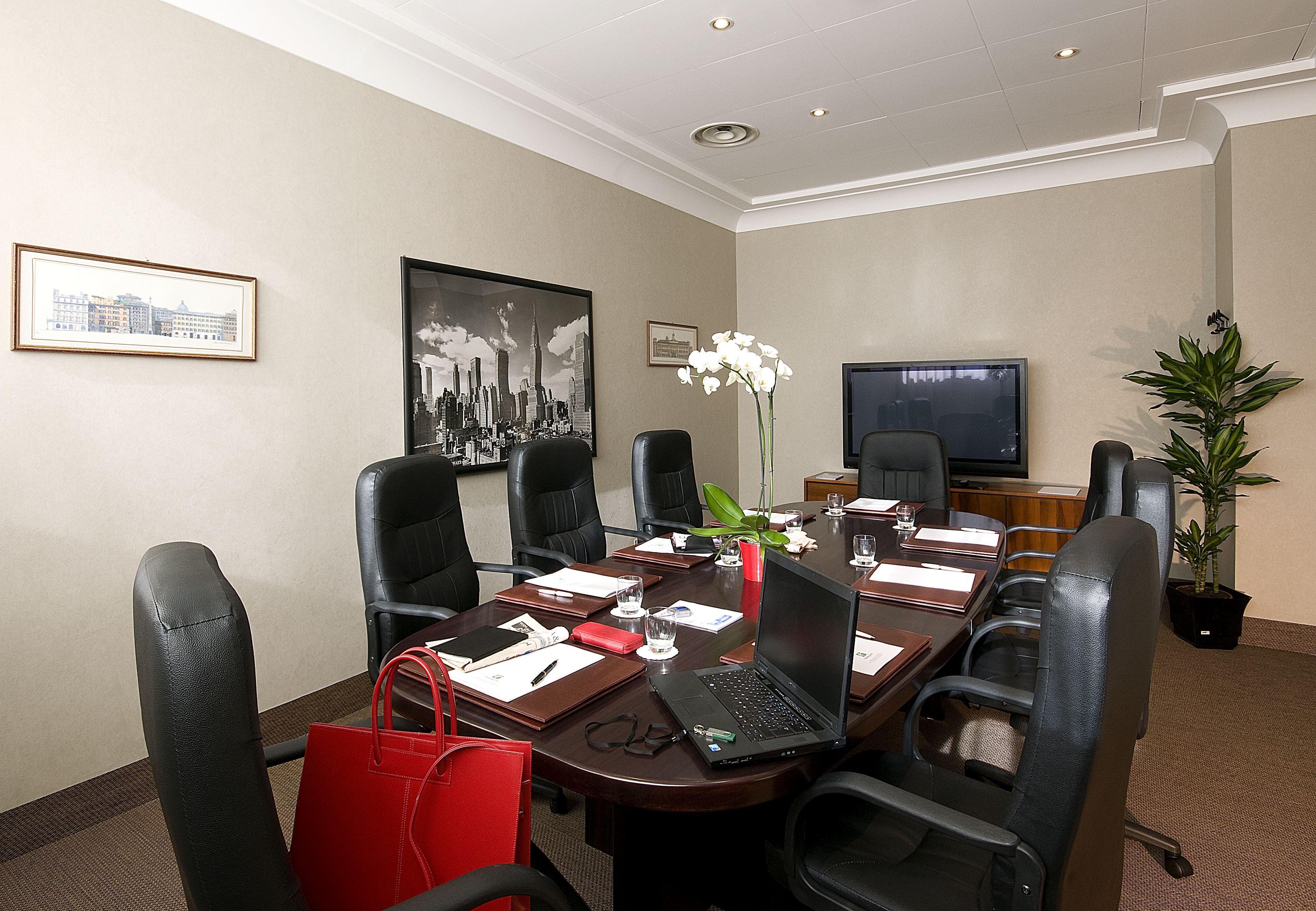 - Eur Parco Dei Medici, An Ihg Hotel 4*
