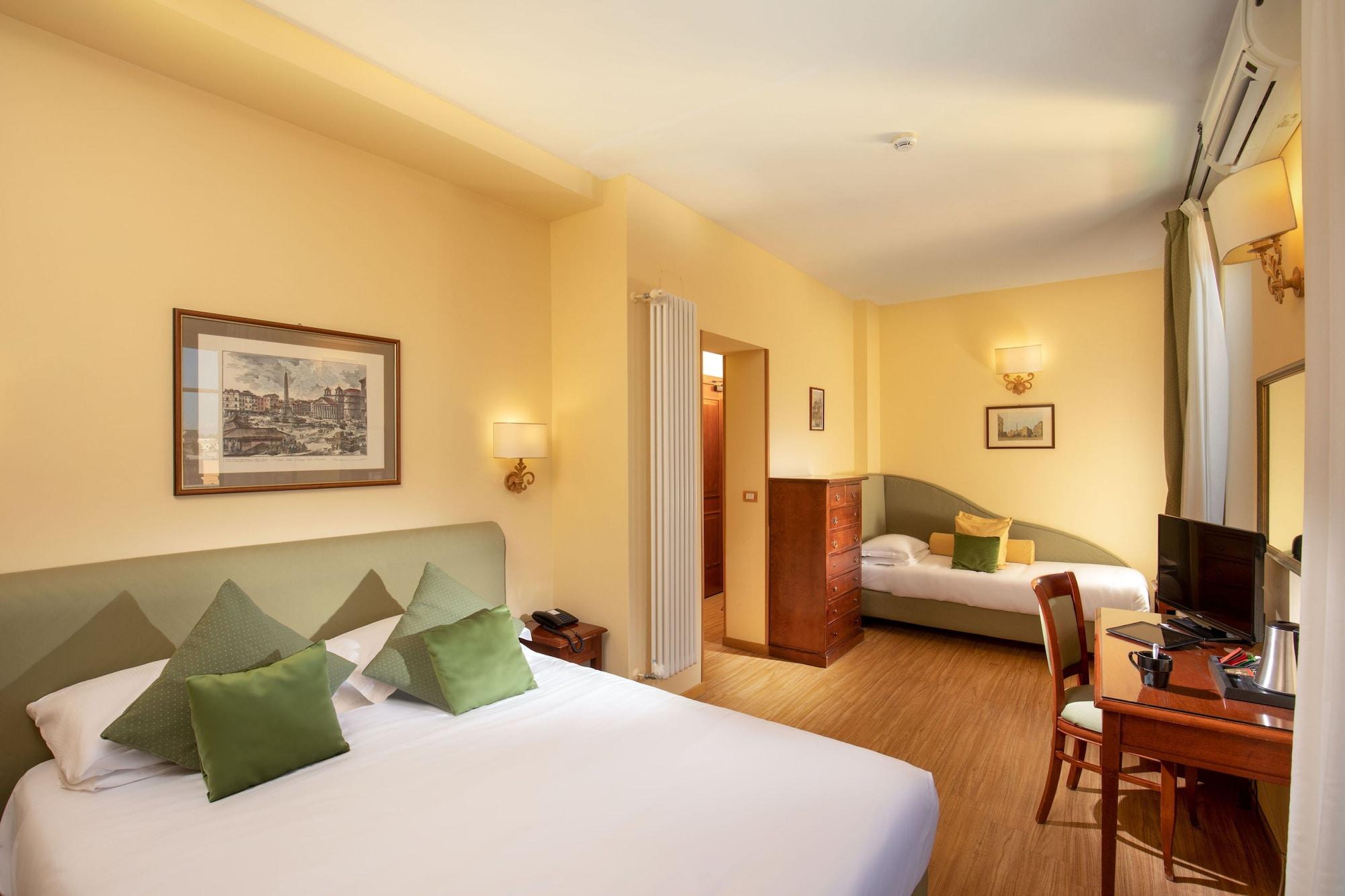 Colosseum Hotel