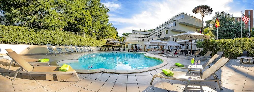 Cardinal St. Peter Hotel 4*