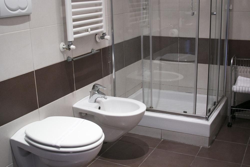 Vatican Guest house 2*