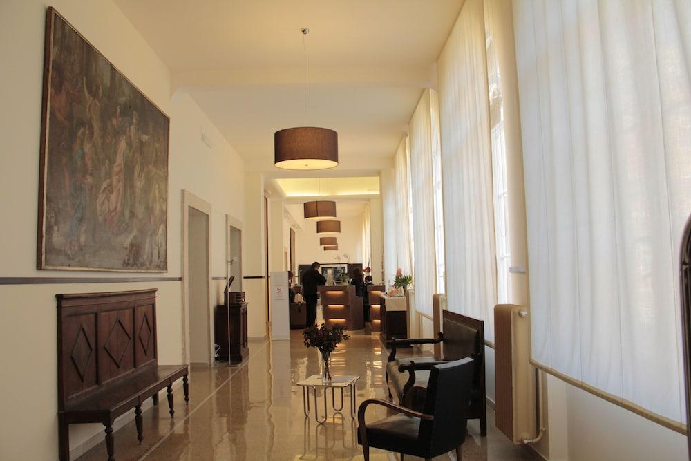 Lh Excel Montemario Rome
