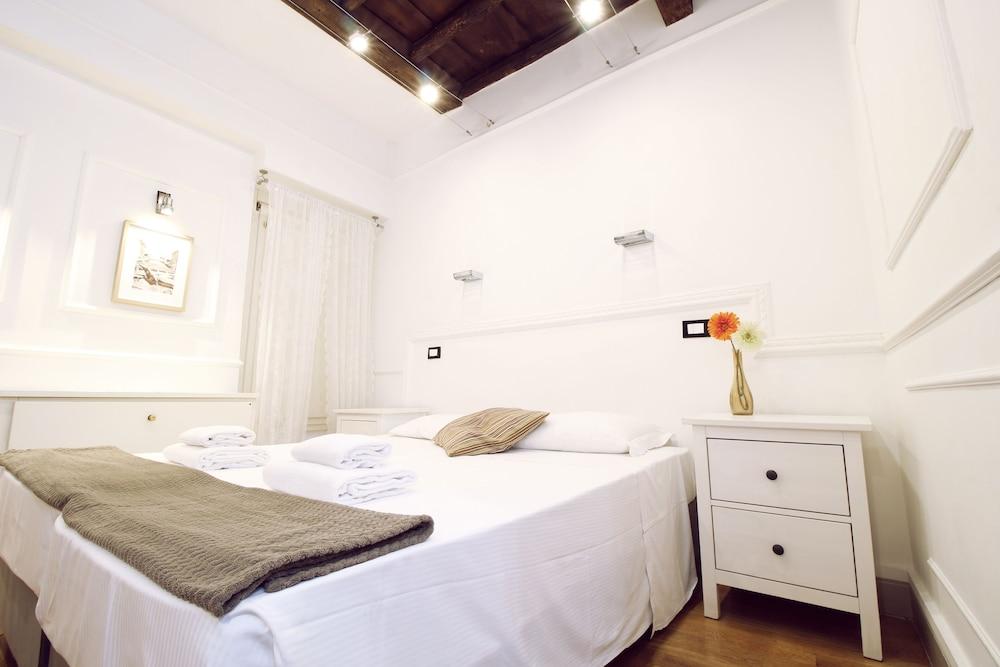 Domus Ester Guest house Rome