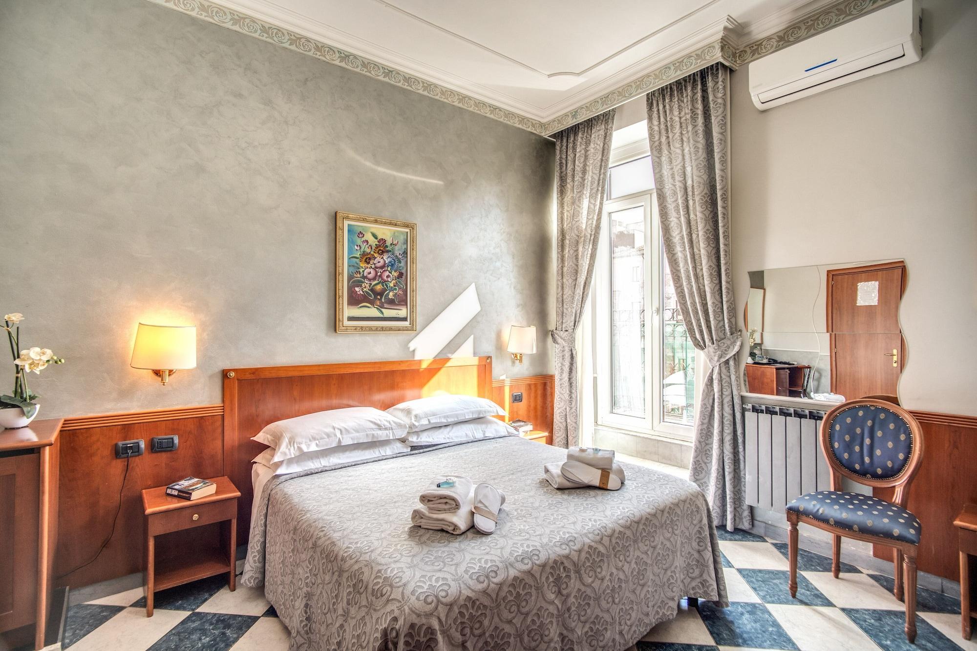 Centro Cavour 3* Rome