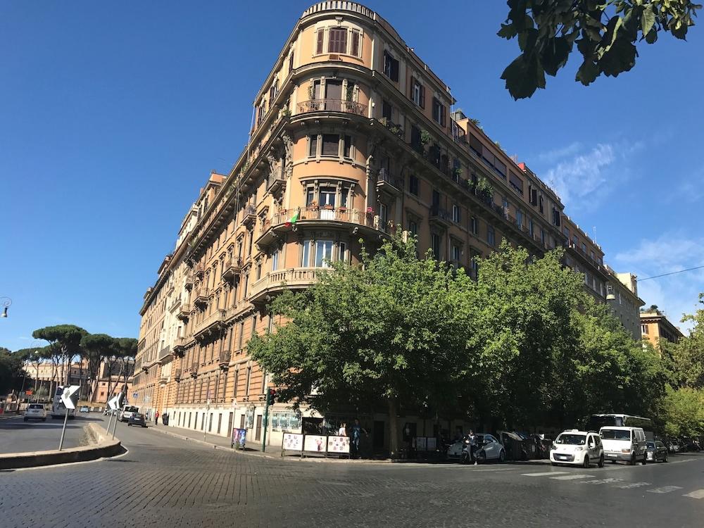 Domus Tacito Luxury Rome