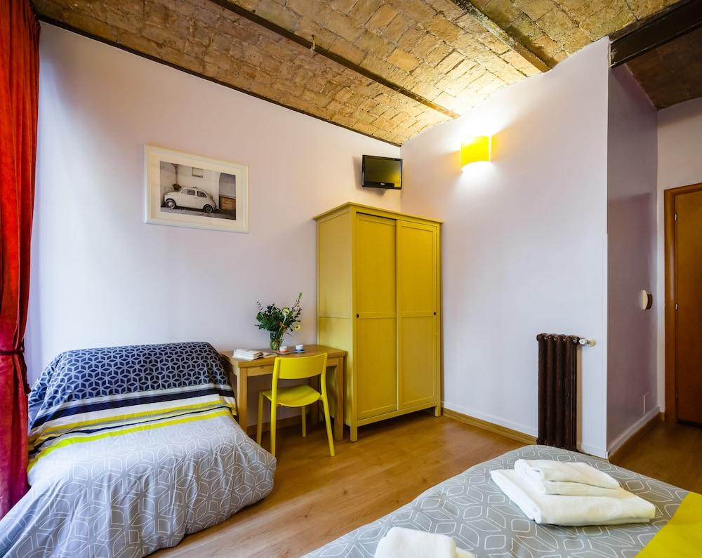 Guest house Domus Avi -