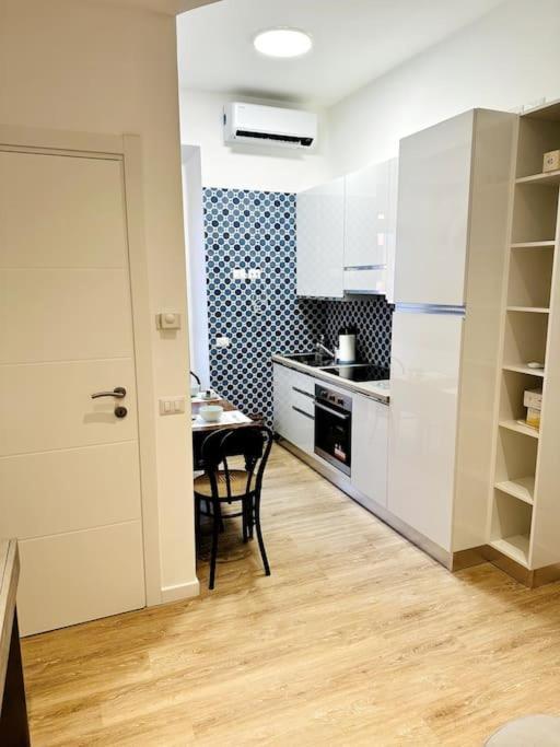 Termini/s.giovanni Sweet - Metro A/b Apartment *