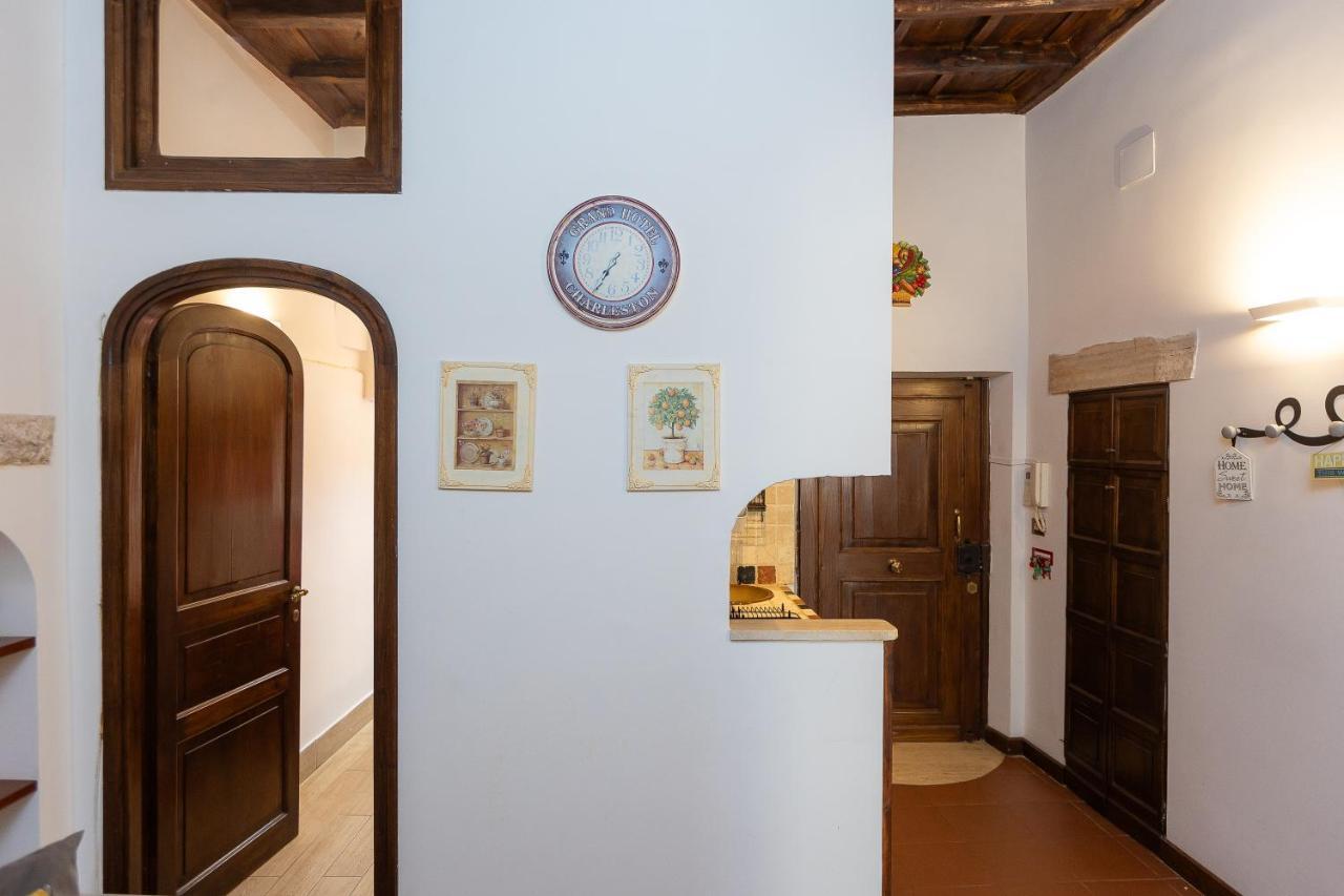 Amazing Via Del Babuino - Piazza Del Popolo Apartment Rome