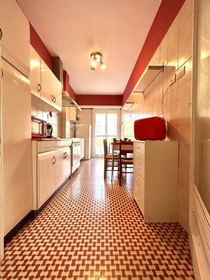 70's House Apartment *