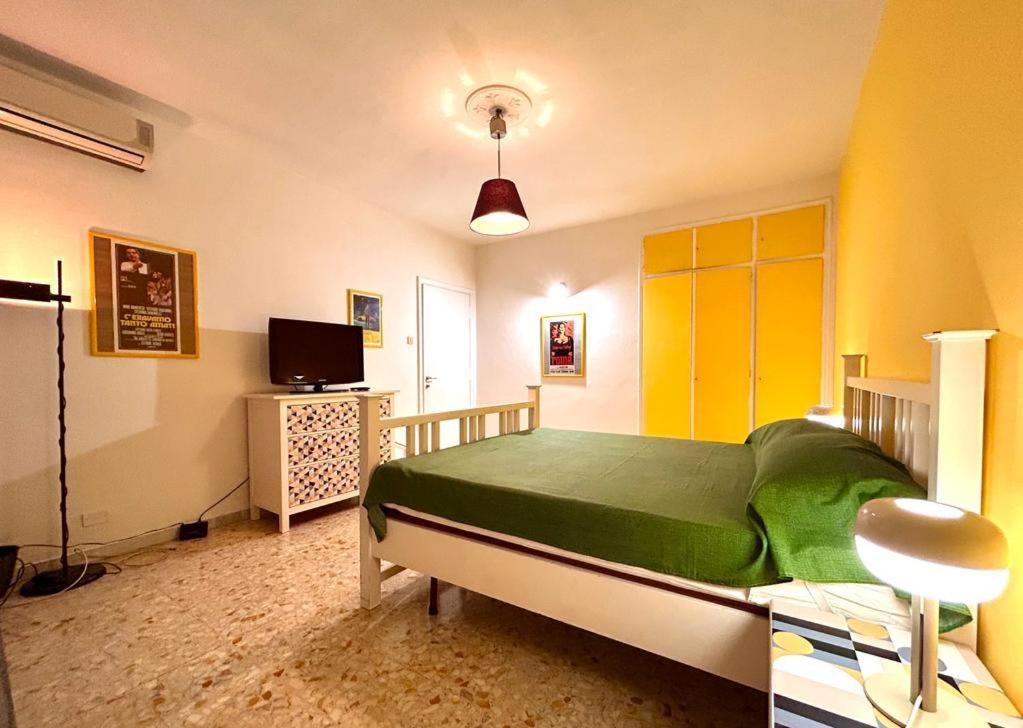 70's House Apartment