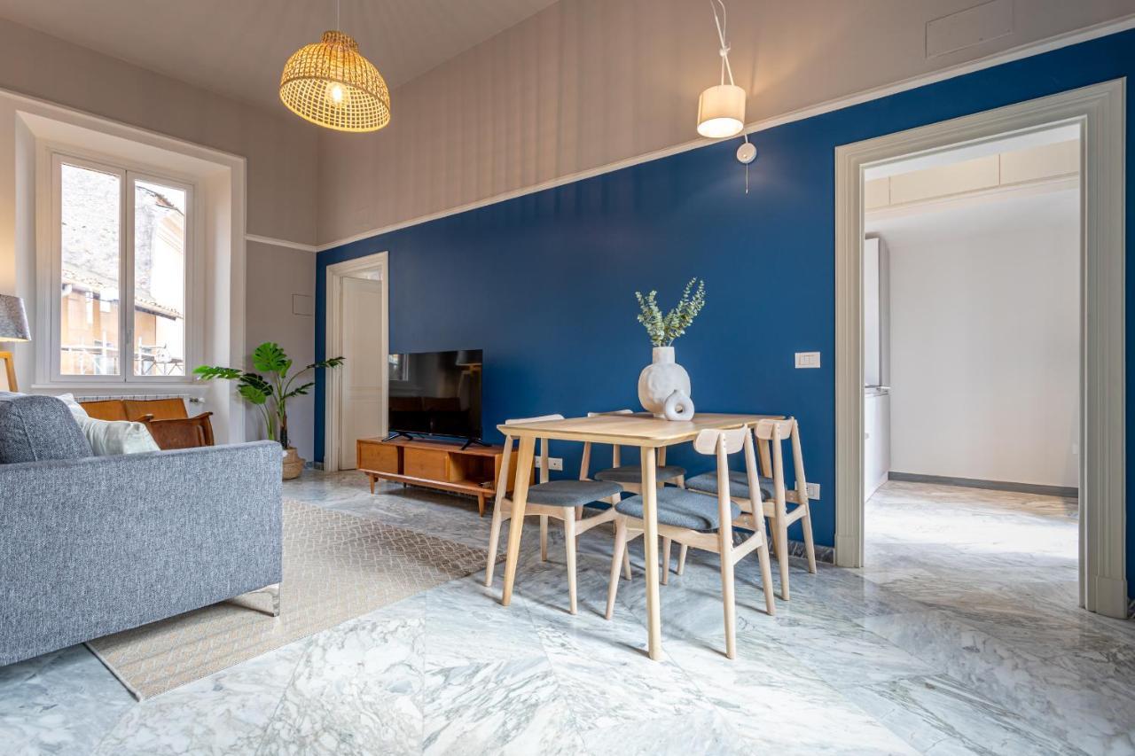 Apartment 37 Monti