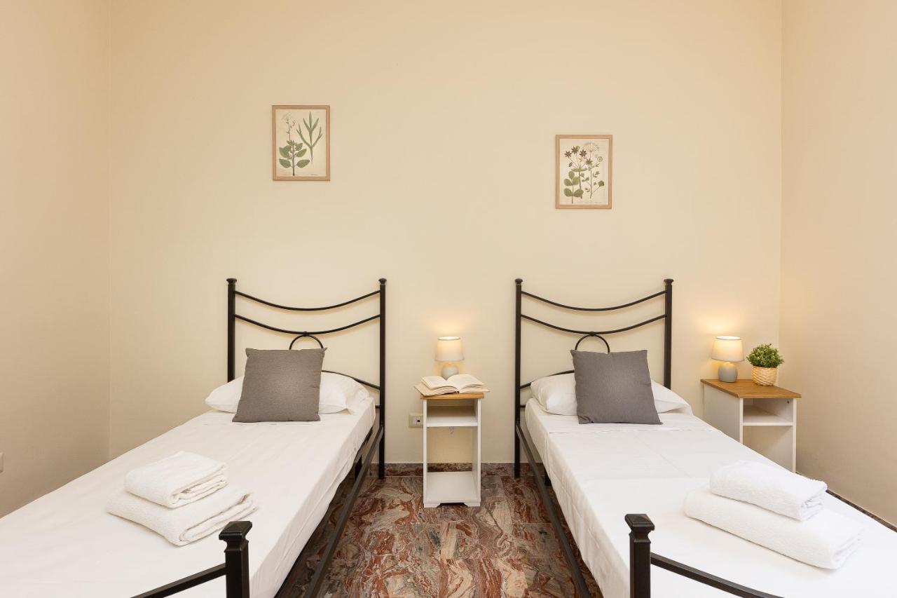 Vatican Museum By In Apartment