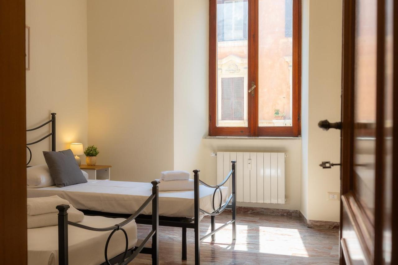 Vatican Museum By In Apartment