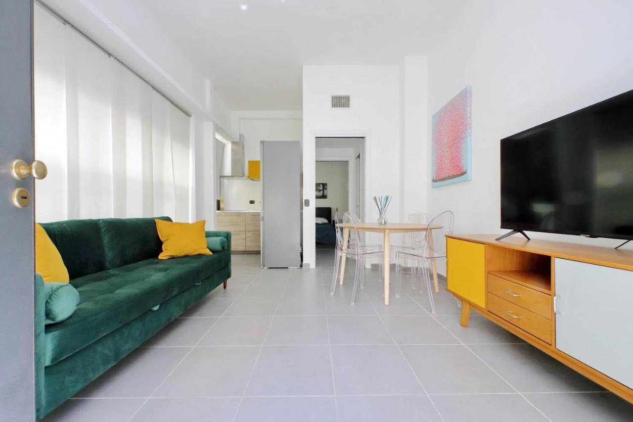 Piramide Charming Apartment *
