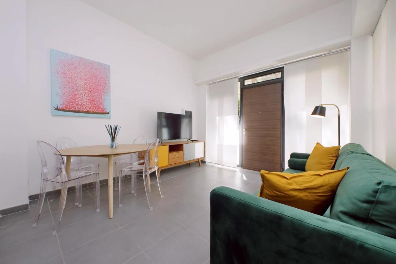 Apartment Piramide Charming