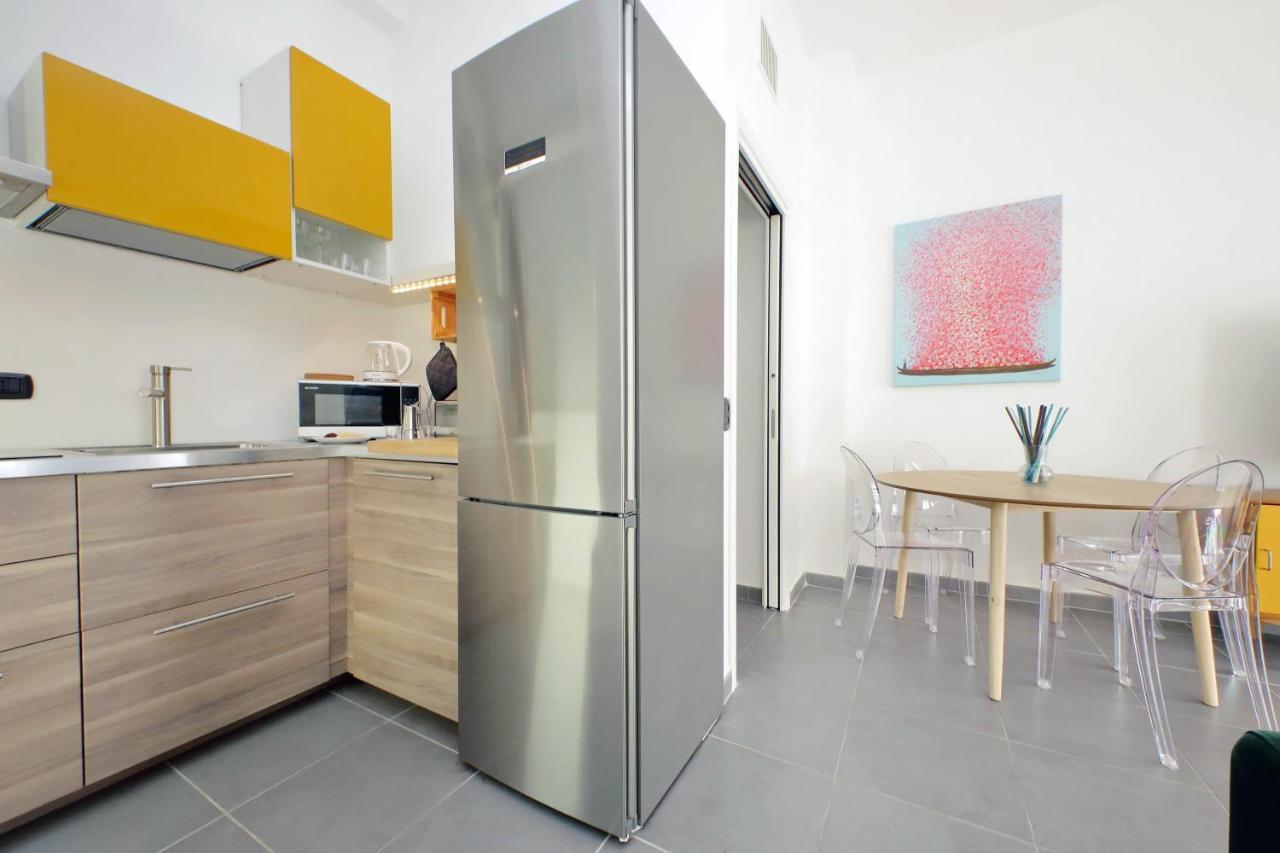 Piramide Charming Apartment *