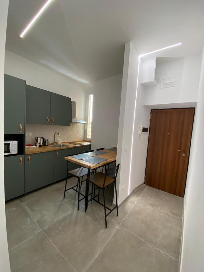 Laura Apartment Rome