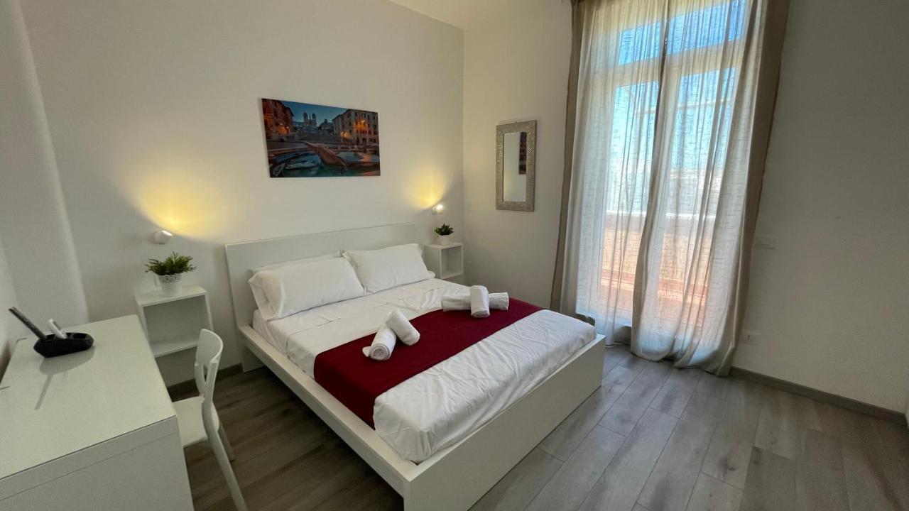 Caracciolo33 *