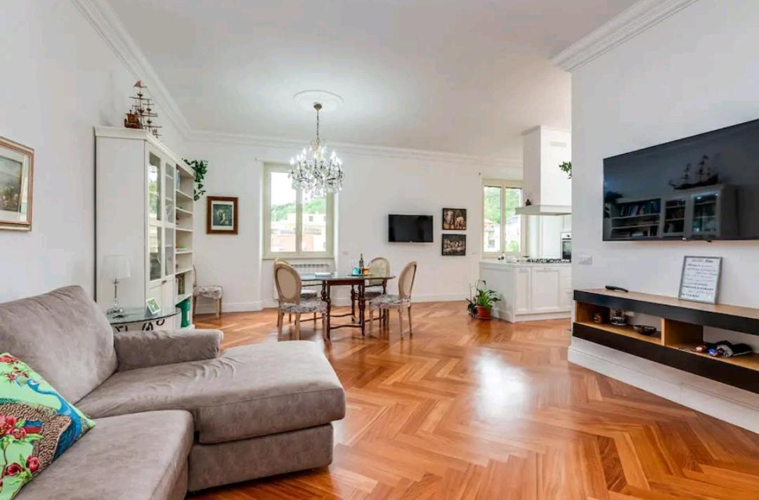 Vatican Luxury With View Apartment *