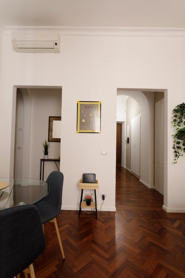 Domus Flavia Close To Colosseum Appartamento
