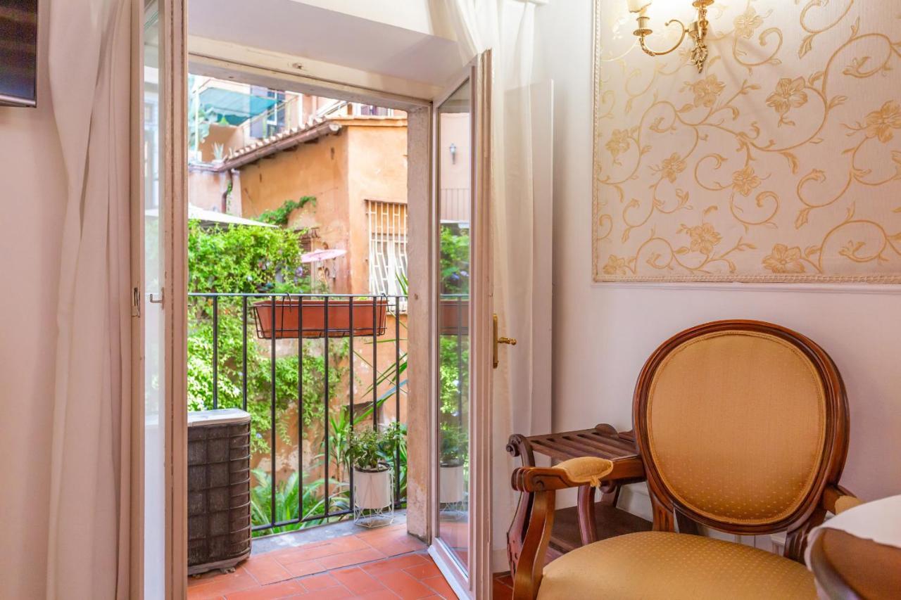 Al Cortile Del Moro Apartment