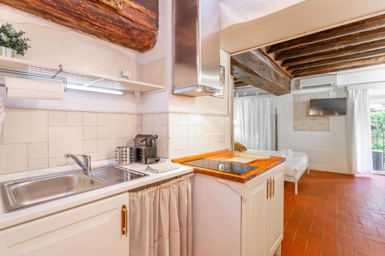 Al Cortile Del Moro Apartment *