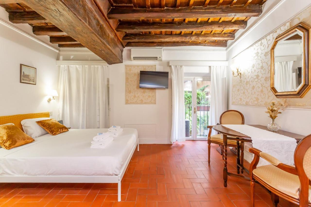 Al Cortile Del Moro Apartment *