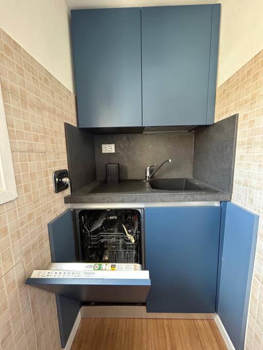 Apartment Manzoni Blue House By Ghor Rome