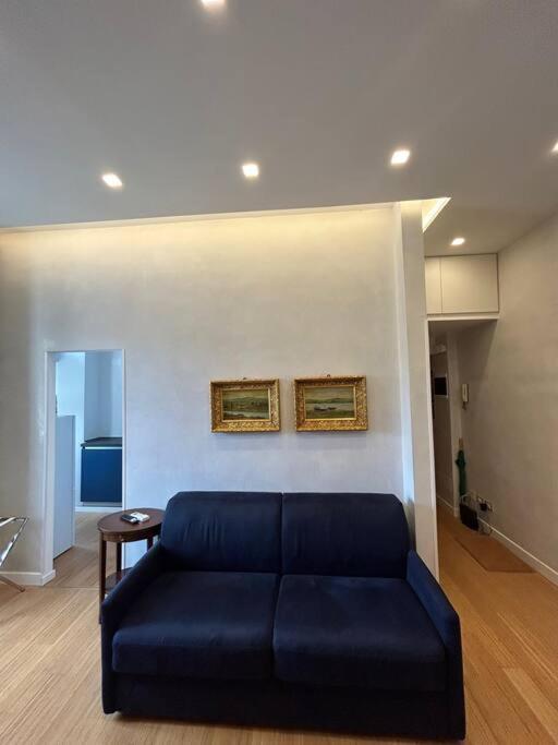 Manzoni Blue House By Ghor * Rome