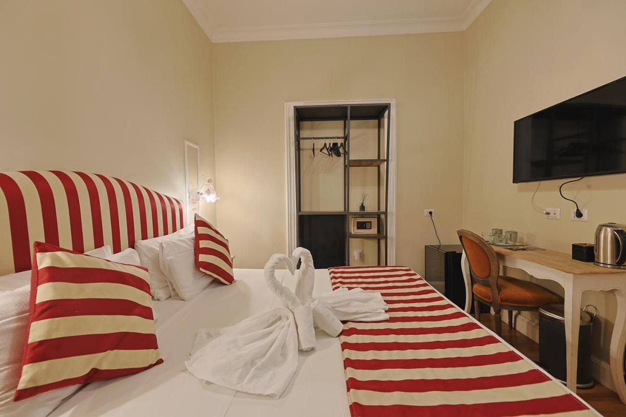 Affittacamere Art House Suites56 Via Del Babuino 56 *