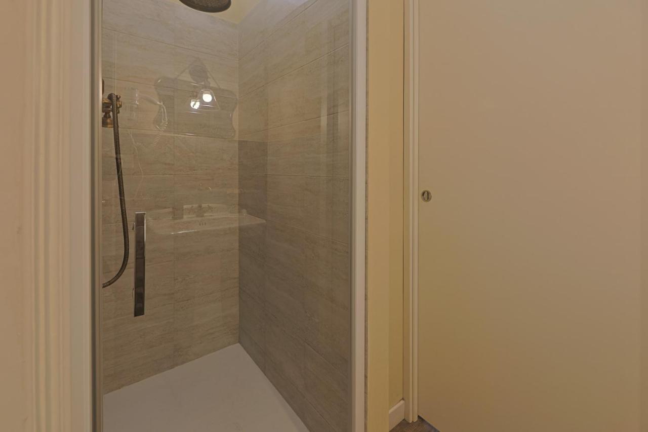 Art House Suites56 Via Del Babuino 56 *