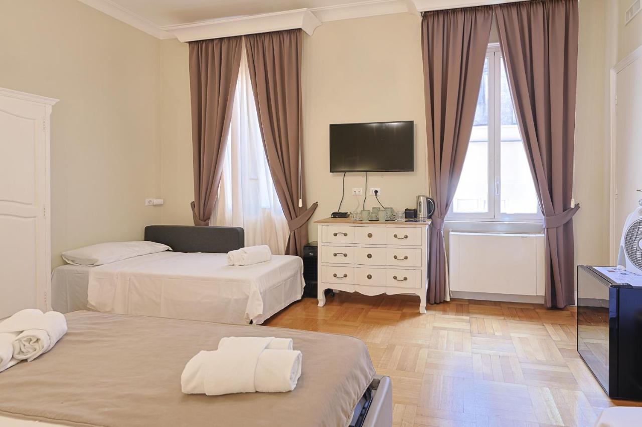 Art House Suites56 Via Del Babuino 56 * Roma