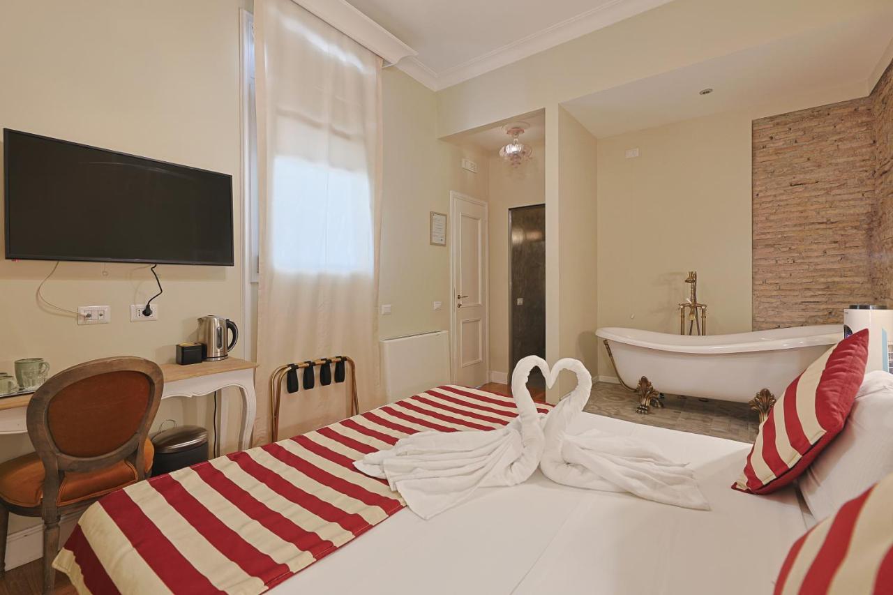 Art House Suites56 Via Del Babuino 56 Affittacamere Roma