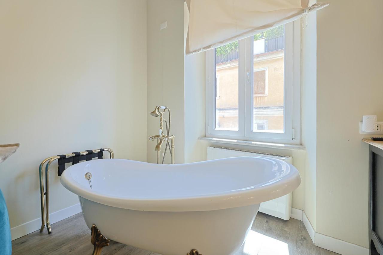 Art House Suites56 Via Del Babuino 56 Affittacamere *