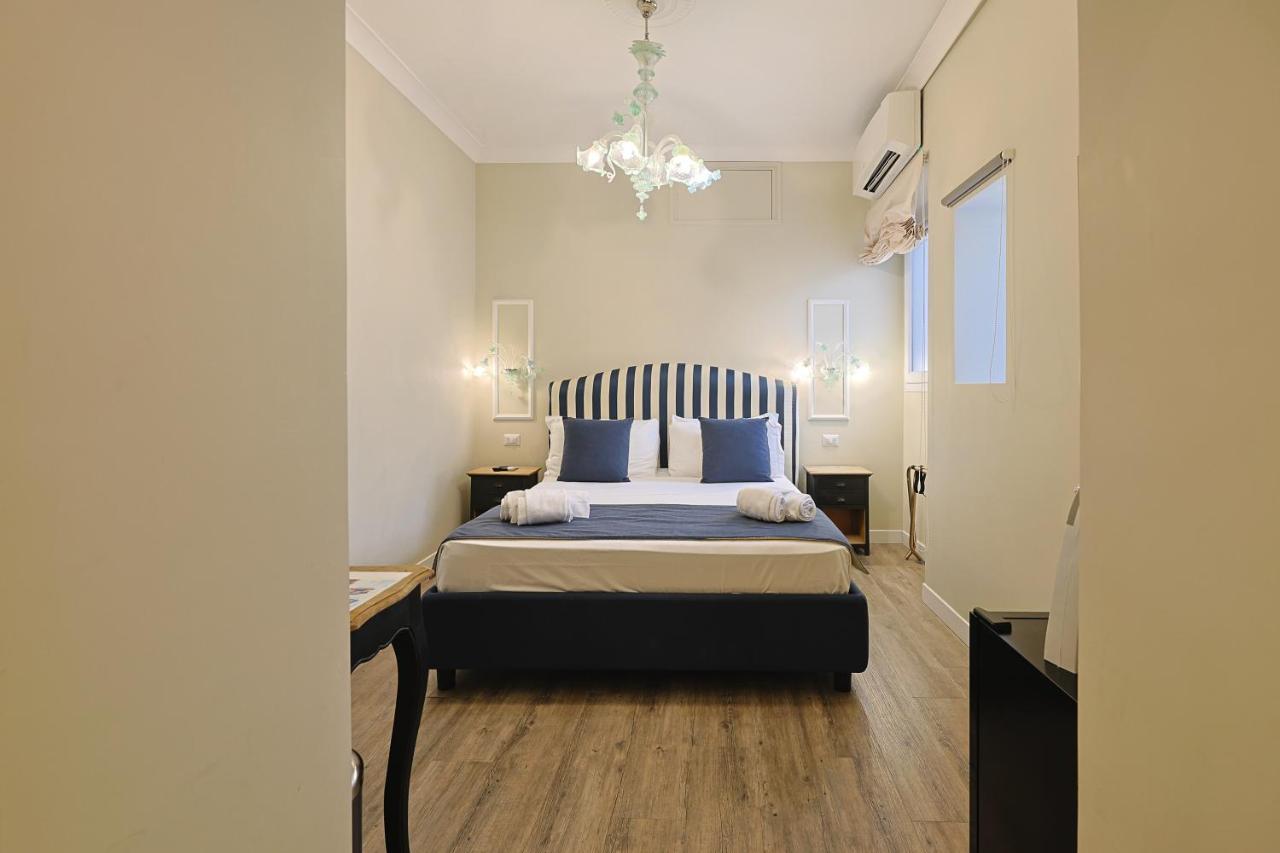 Affittacamere Art House Suites56 Via Del Babuino 56 *
