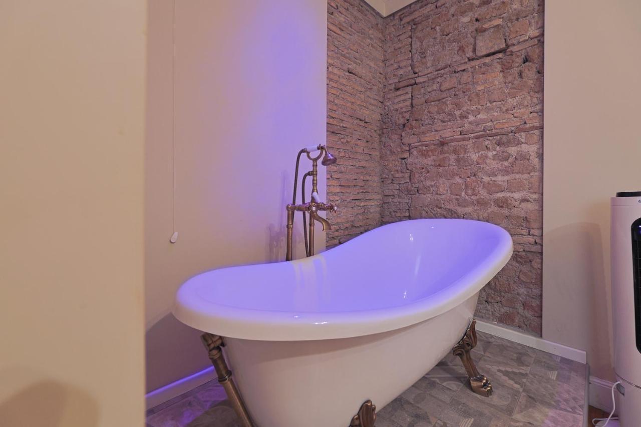 Affittacamere Art House Suites56 Via Del Babuino 56